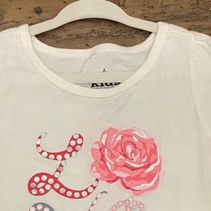 Kids brand top